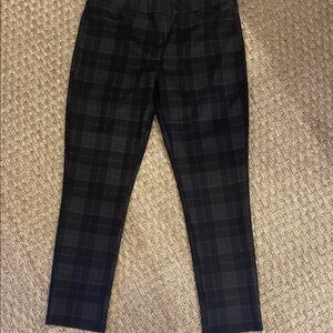 FDJ Women’s Black Plaid knit Pants 16